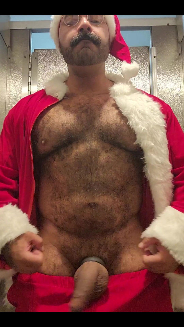 Lobo: Santa Got a Little Frisky in the Bathroom Stall...