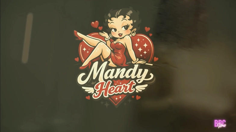 BBCStars: Uimitoarea germană Mandy Heart se bucură de o neagră