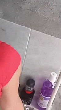 Můj soused mě opravdu chce ošukat, plním mu jeho přání. Někdy musíš být děvkou pro své sousedy.