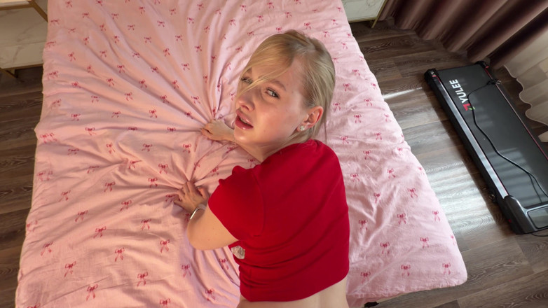 Arisha Mills: Stiefzus wilde de enorme stiefbroer proberen die onder haar korte...