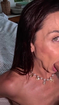 Cazzo una milf britannica in Brasil Anale!