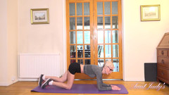 Aunt Judy's: Auntjudys - GILF matang cergas Dee Lite - senaman yoga panas