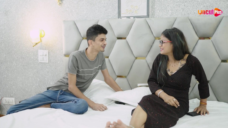UncutPlus: Beautiful Indian Couple Having Sex When Their Parents Are Not...