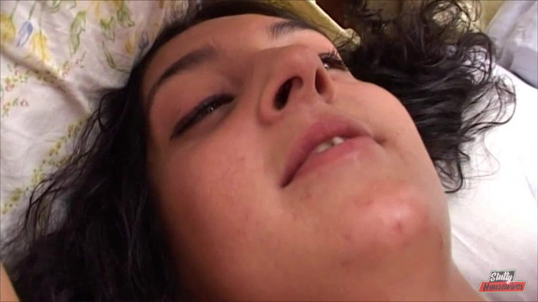 Vere Casalinghe Italia.: Hairy pussy of the sexy young chick was fucked and...