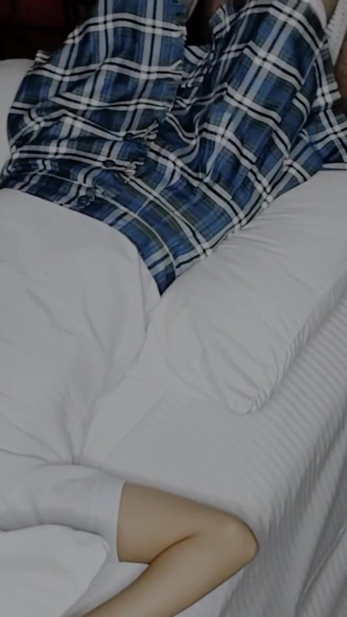 MynameisJuly: 義理の兄が私を大学に連れて行き、一緒に時間を過ごします