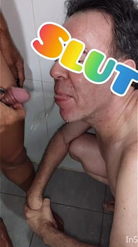 Suge pula suculentă