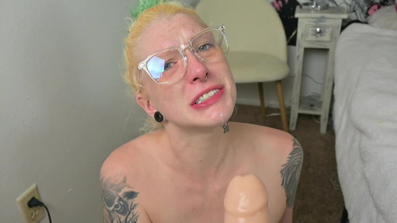 Missellie8: 禁忌保姆