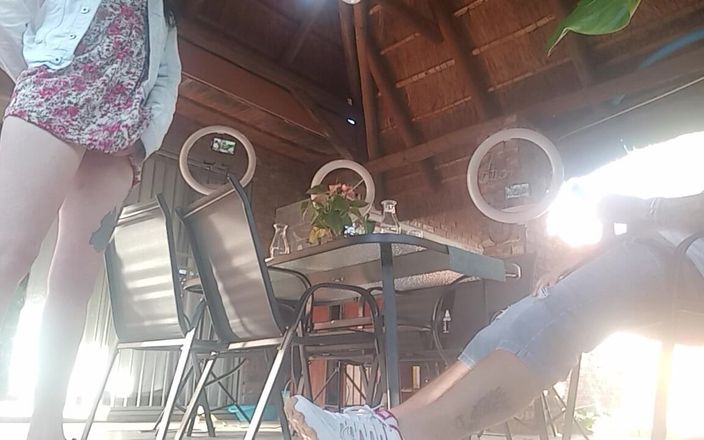 Bigjoefuckalott: Gioco con me stesso controllando mia moglie