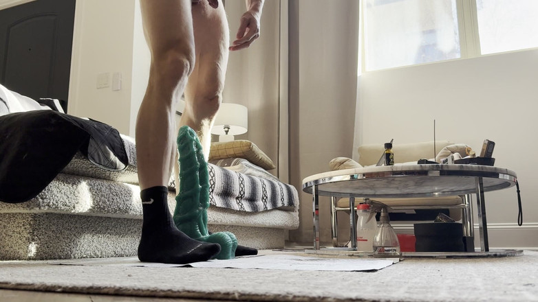 Another Loose Hole: デーモン・ディック・ダウン