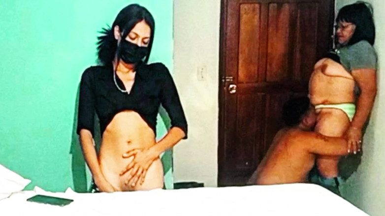 Milfta boohot: La mia ragazza ama guardarmi mentre scopo la mia matrigna