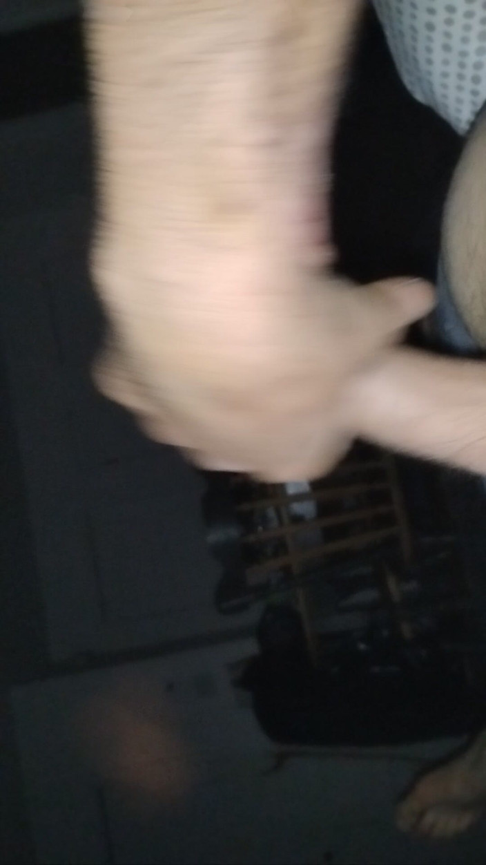 Giga: Have Fun Masturbating with Me