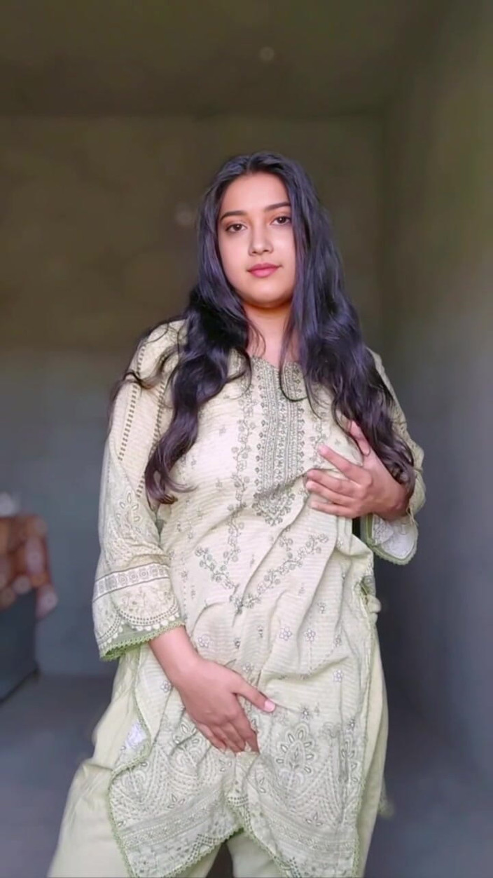 Lust Suman: Gadis hot india lagi asik fingering memeknya sambil bugil di...