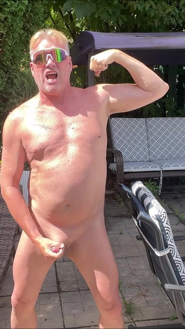 Heating the Balls 8 (Dom rod)