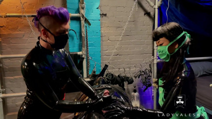 Lady Valeska: Cock vibrations