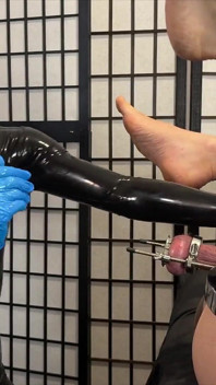 Leiintas femdom sexo 2: humbler fucking