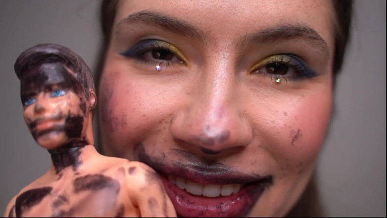 Rarible Diamond: Něžná obryně Lepkavý polibek 4