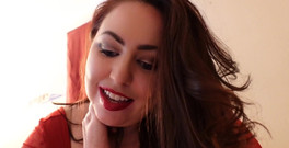 KinkyKatie: Happy Freaky Friday! Video ini adalah tentang kecintaanku untuk ditahan!