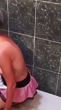 I Watch My Stepmom Masturbate While Cleaning the Shower. I Would Like to Hit Him Hard with My Cock.