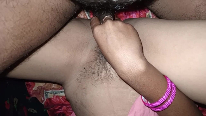 Treblsex: Savita Bhabhi Ka Dost Ne quarto Mein Le Jakar Chod...