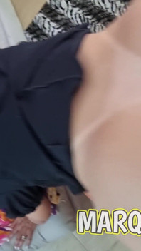 Ateşli orta yaşlı seksi kadın anal sert sikişiyor ve ağzına boşalıyor