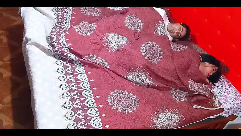 BBW Kelly Mom: Co se stane, když nevlastní matka a nevlastní syn sdílejí...