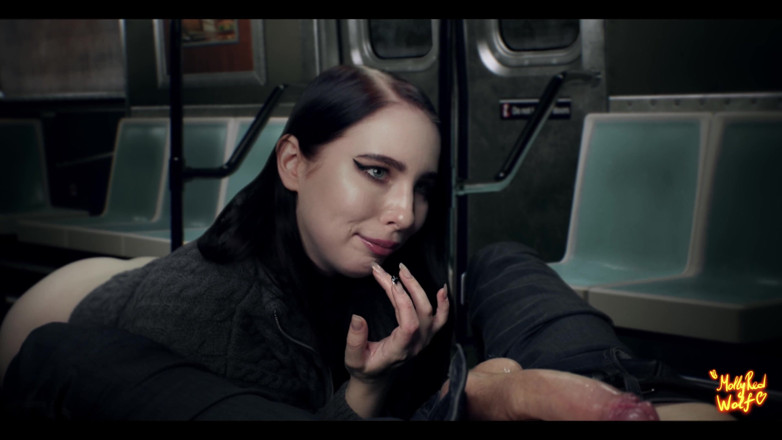 MollyRedWolf: Beautiful Stranger Sucked Me in Train - Mollyredwolf