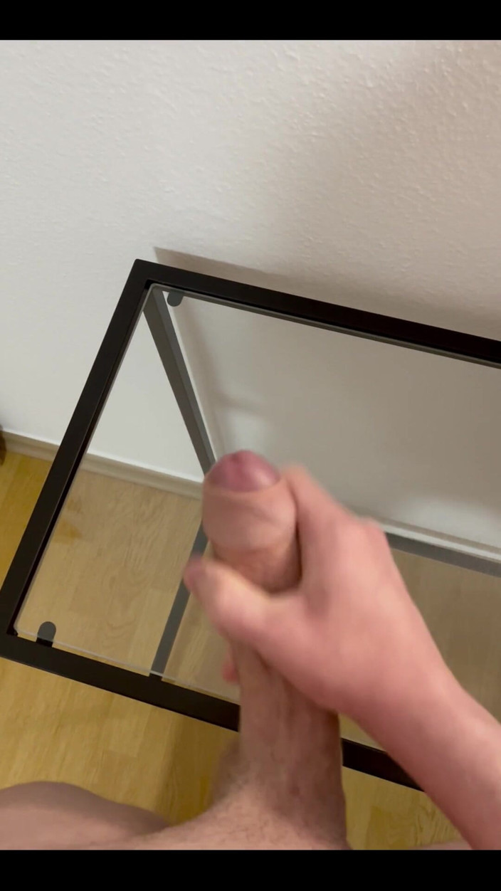 Tommy10boy: Fresh Cum on a Glass Table