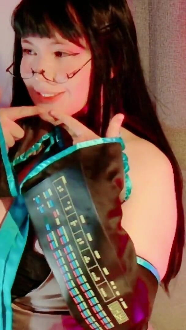 Cosplay De Puti Miku Sfw (Amoki Uki) Cosplay De Puti Miku Sfw (Amoki Uki)