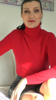2 giorni prima del matrimonio: incontro tabù - Splash On My Sweater, Lady Victoria Valente