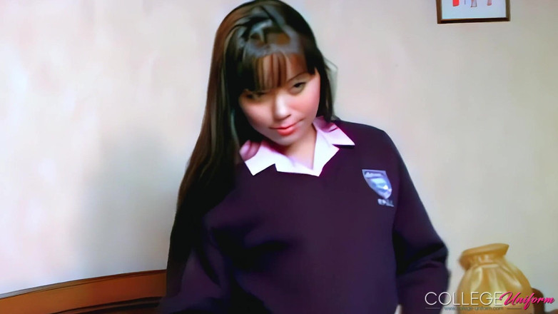 College Uniform: Opnametijd met Lily S.