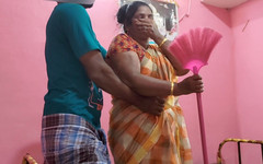 Mathvan: Bawiłem się dużymi piersiami i cipką mojej macochy i uprawiałem...