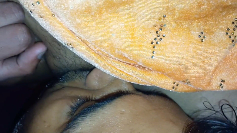 Sexy_girl_nehu: 후배위 체위로 따먹히는 인도녀 보지 핥고 인도 엉덩이 따먹기