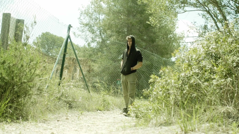 Magia Rosa: What if You Find Something Like This in the Woods?