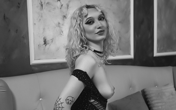 JesicaHaze: 让我们一起开始这个神话般的旅程！