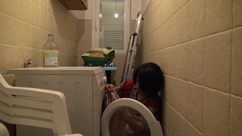 Souzan Halabi: Írán amatérské anální šukání zezadu