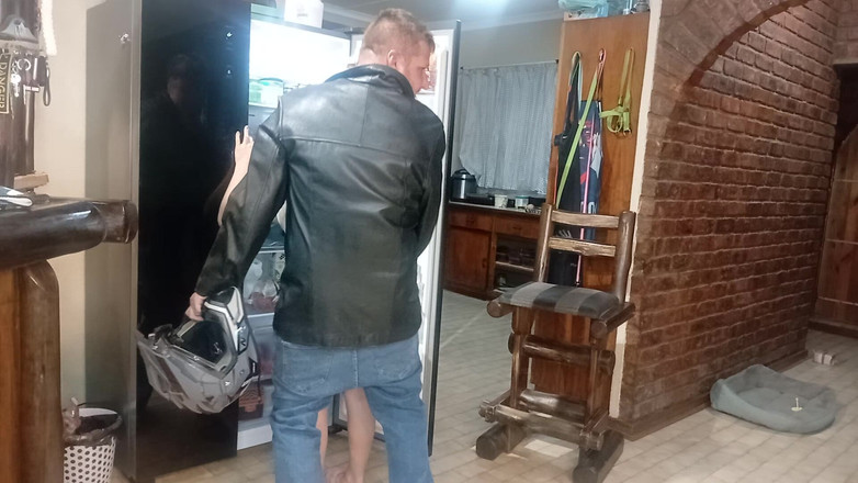 18blondteen: Seks dapur dengan Biker