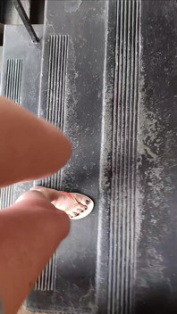 Asmr - Flipflop and Stairs with Kinkylyrical