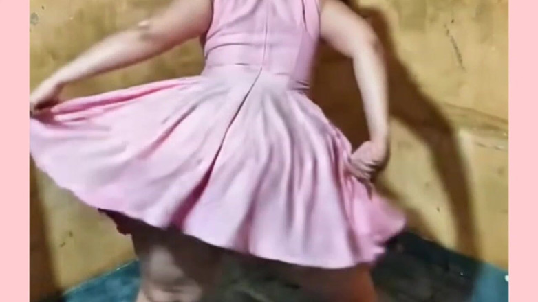 Xprohibidox1: Tanec s velkými zadky