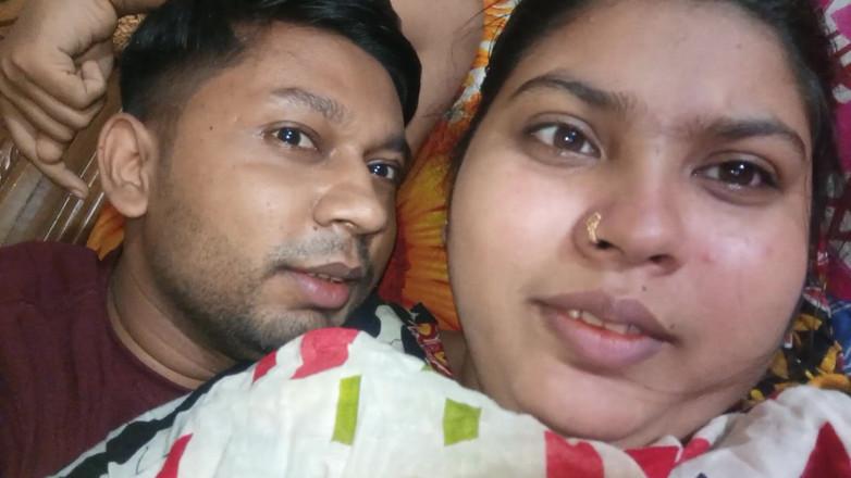 Desivideo: Desi Bhabhi Zabawy z mężem 2025
