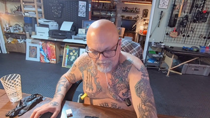 City hog: Rover pumped nipple teeing