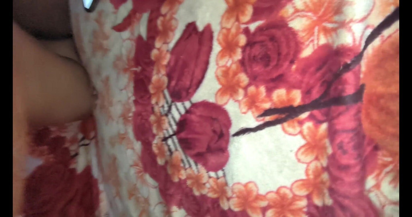 Salma Arab: Egyptské arabské paroháčské porno s obrovským velkým černým pérem před manželem