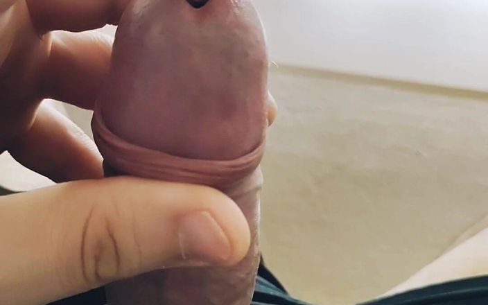 Amreis: 重口味打手枪与鸡巴和球环！操鸡巴尿道和射精