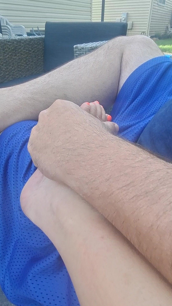 Naughty alchemy: Masáž nohou