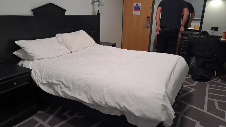 Only Owain: Hotel hookup surové needitované šukání