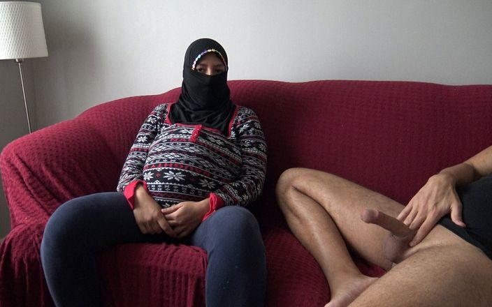 Souzan Halabi: 이집트 남편과 임신 섹스를 원하지 않는 거유 아랍 마누라