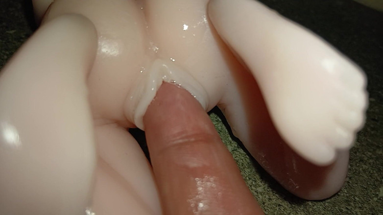 LunaDesire: Wet and Messy Makes Horny Heavy