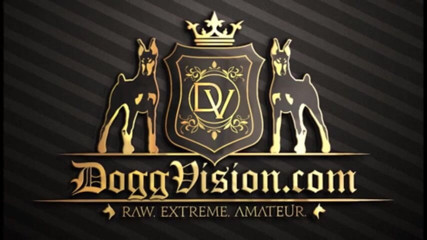 DoggVision: Betrügende ehefrau lockt handwerker, sie zu ficken - winkel 2