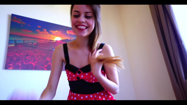 Jamie Young: Creampie per Minnie Mouse
