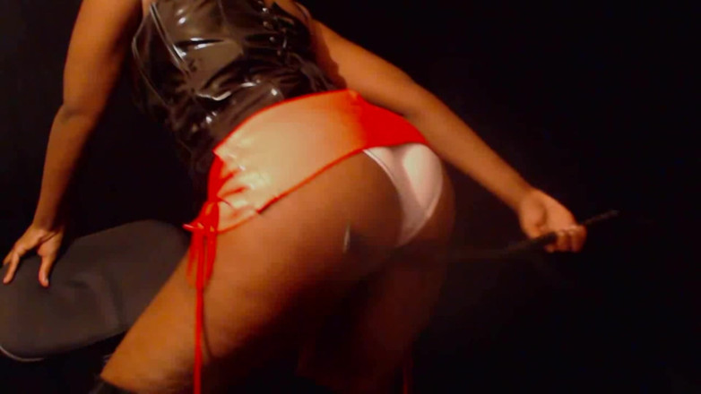 The Goddess Simone: Sua dominação de fetiche por bunda negra