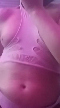 สาวฝรั่งเศสค้นพบตัวเองในฐานะผู้หญิง